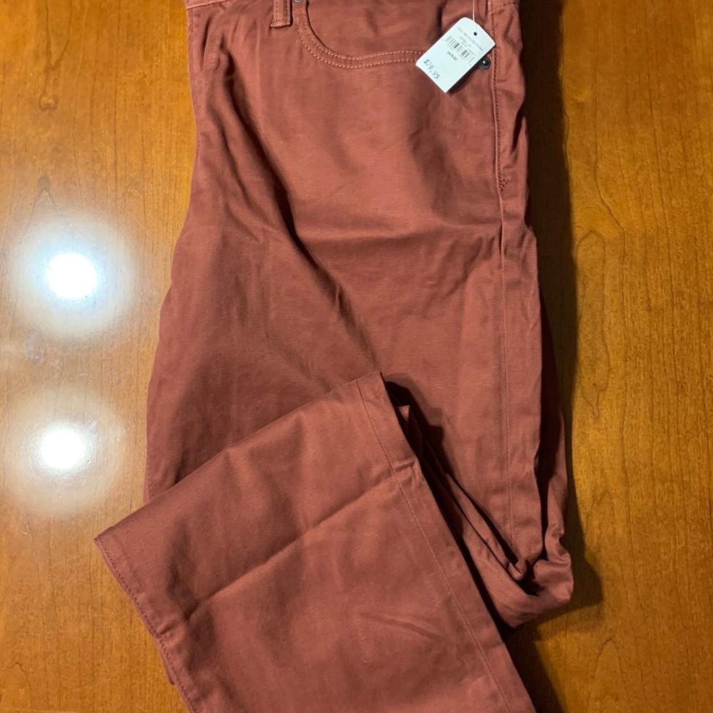 GAP maroon khakis